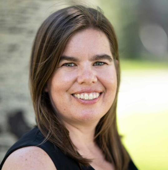 Photo of Julia Luscombe